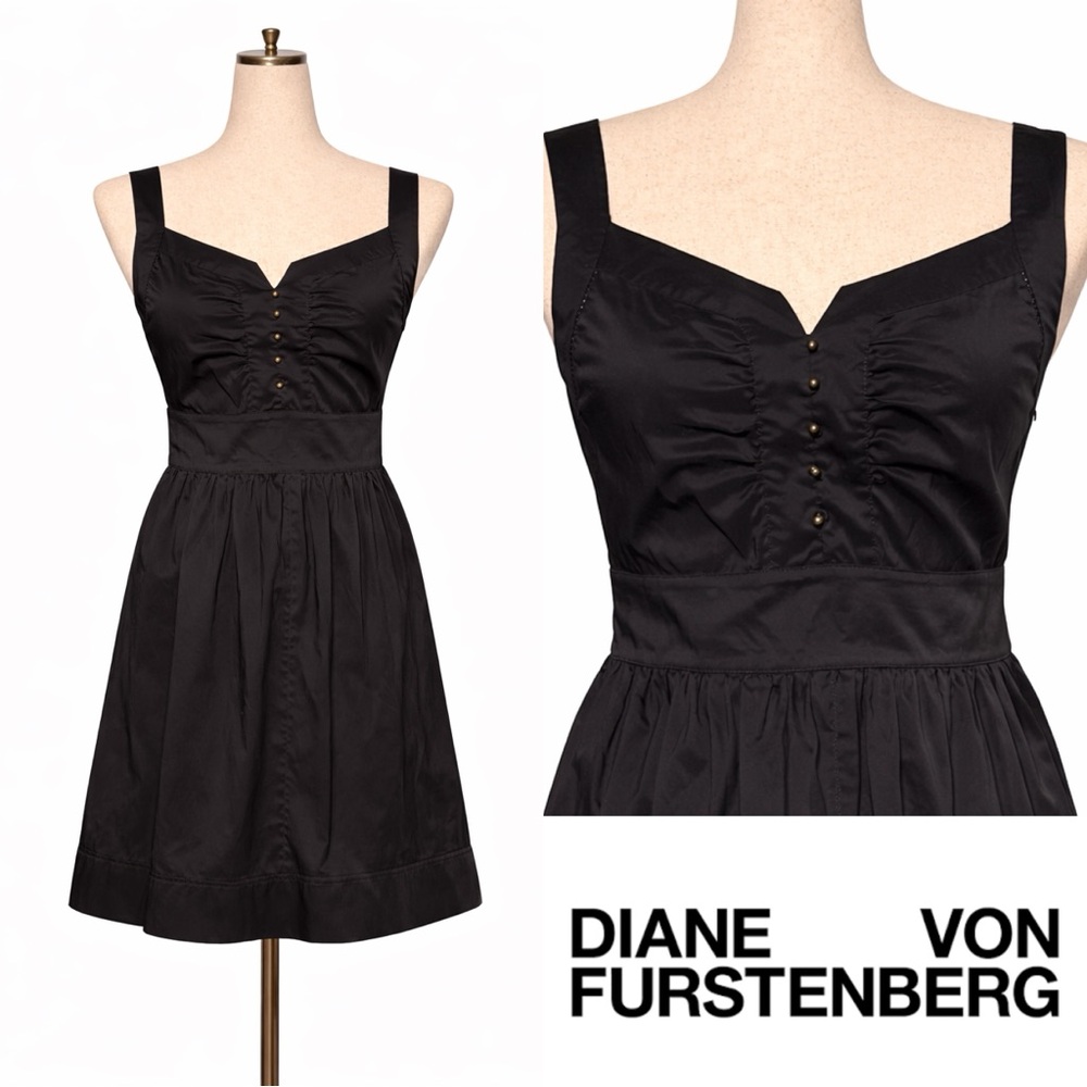 Diane Von Furstenburg for Neiman Marcus navy blue dress w/ fitted bodice, mini 4